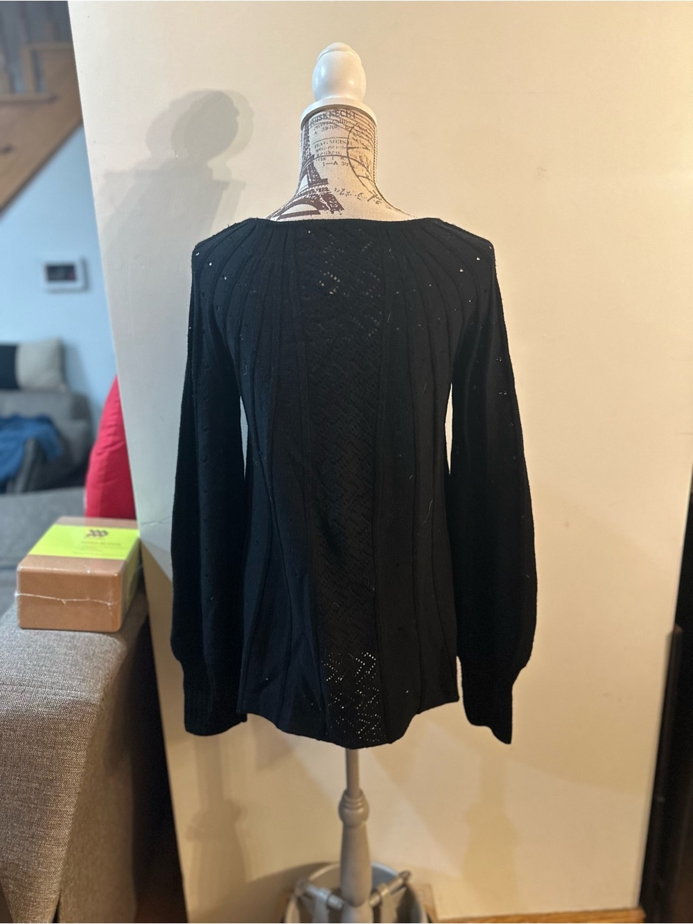 Laundry by Design Black Scoop Neck Lightweight Knit Sweater